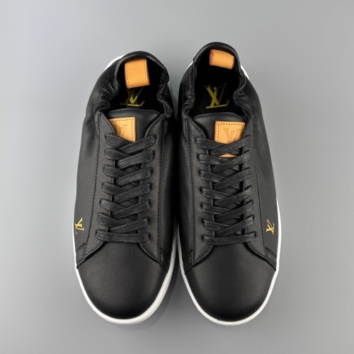 LV 루이비통 Soft 스니커즈