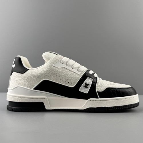 LV 루이비통  Trainer