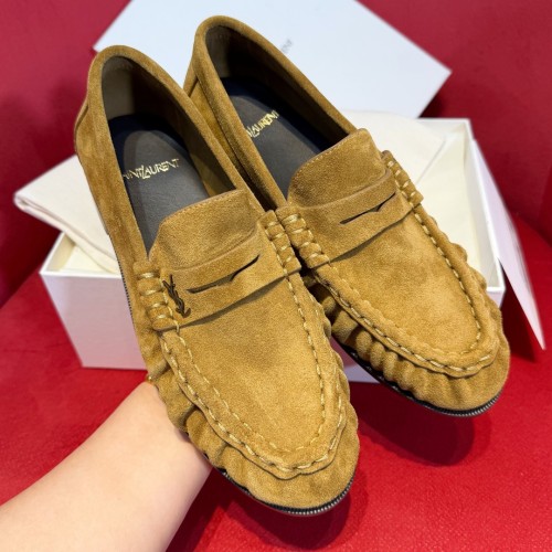 YSL 입생로랑 로퍼