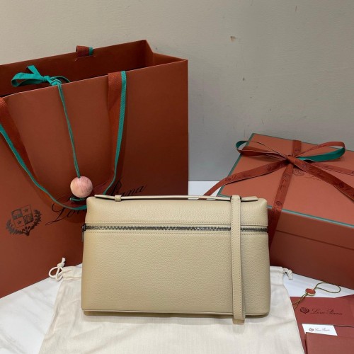 Loro Piana 로로피아나 Extra Pouch L29
