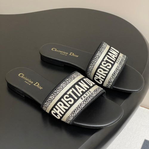 Dior 디올 자수 슬리퍼