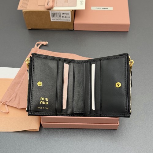 MiuMIu 미우미우 MATELASSÉ