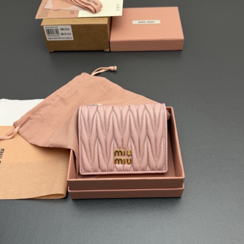 MiuMiu 미우미우 MATELASSÉ