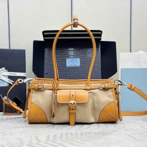 Prada 프라다 Bonnie(Medium)