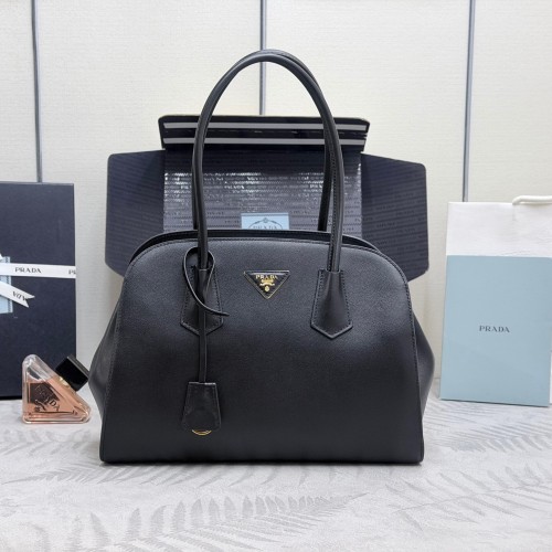 Prada 프라다 토트백