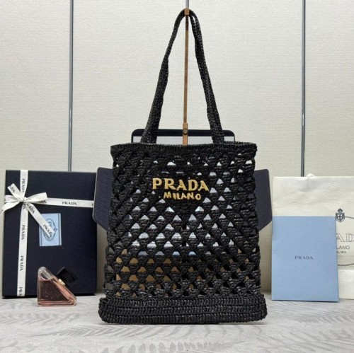 Prada 프라다 Raffia