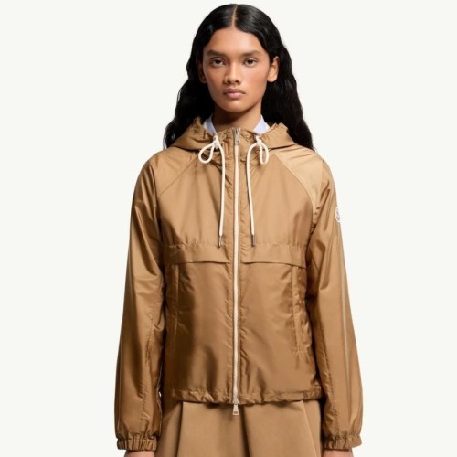 Moncler 몽클레어 Coquelicot