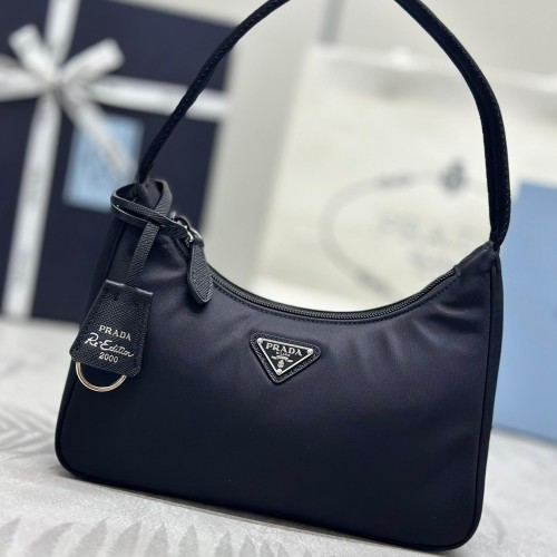 Prada 프라다 Hobo