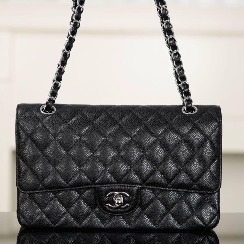 Chanel 샤넬 Classic Flap(Medium)